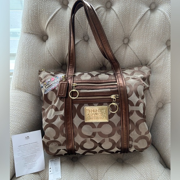 Coach Poppy Tote Handbag - Picture 2 of 13